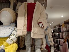 -优衣库(上海正大广场店)
