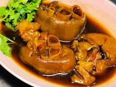 -Kha Mu Charoensang(Silom)