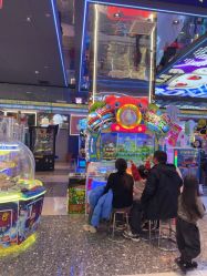 -卡通尼乐园(景枫中心店)
