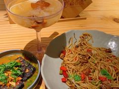 -百春原湖南牛肉粉(百联世纪店)