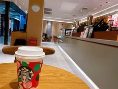 -星巴克臻选(上海中环广场2F店)