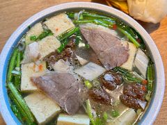 -金莹丸子汤清真(朝外SOHO店)
