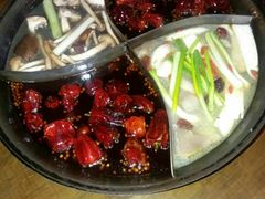 -白乐天毛肚火锅馆(南滨路店)