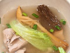 -九寨特色牦牛肉汤锅 羊肉汤锅