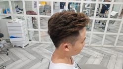 -米娜护肤造型
