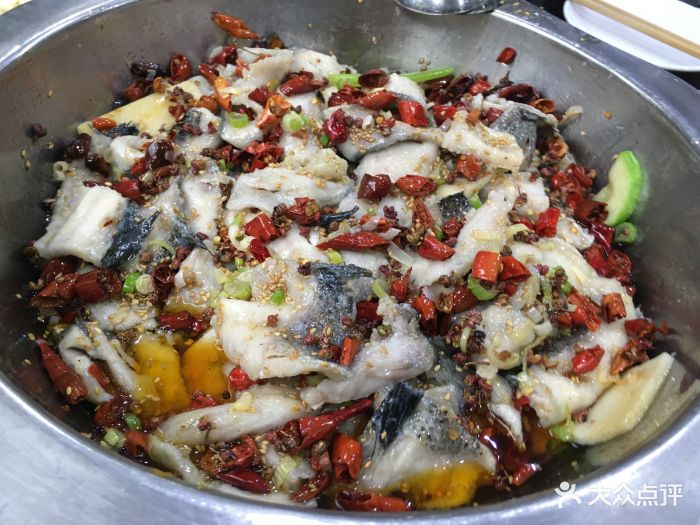 锦翔炝锅城清真(东五路店)锦翔炝锅黑鱼图片 - 第1张