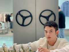 -宝龙城(杭州滨江店)