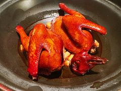 鲜沙姜生焗乳鸽-广州文华东方酒店·江-由辉师傅主理