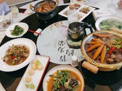-香山湖家家宴(中山陵店)