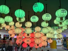 -m豆巧克力世界(上海世茂广场店)