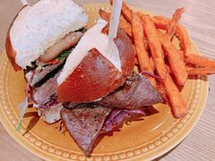 -HELLO 27 意面·沙拉·帕尼尼