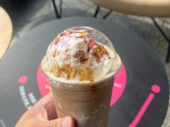 -星巴克臻选(盐城金鹰聚龙湖店)