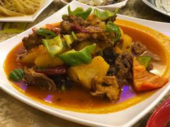 特色的大盘鸡-维吾尔餐厅(宜山路店)