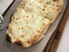 -卡佩罗意大利餐厅及酒吧Al Cappello Trattoria