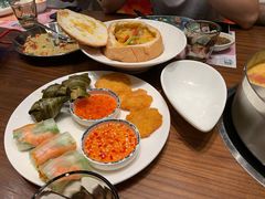-樾餐厅泰式海鲜火锅(民歌湖店)