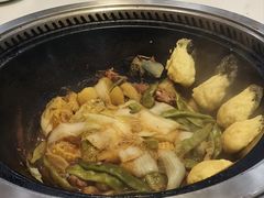-妈妈家铁锅炖(景诚园综合楼店)