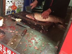 -梅记大块头爆鱼店(乍浦路店)
