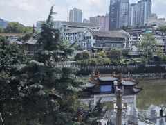 -包整·丝娃娃(一览甲秀楼风景店)