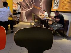 -麦当劳(海岸城店)