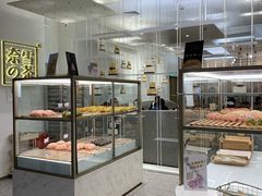 面包甜点陈列柜-奈雪的茶(市百一店)