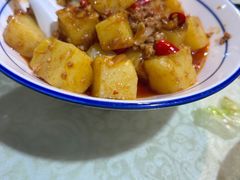 -昱龙大盆牛蛙馆(三兴街总店)