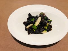 木耳鲜百合-海口万豪中餐厅·粤菜·海南菜· 平价海鲜·茶点· KTV包房