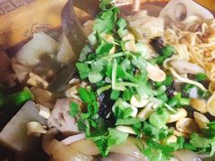 -洪河半边街夜市