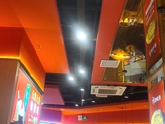 大堂-蜀香三绝·牛蛙·烤鱼·天府炒鸡(安丘泰华店)