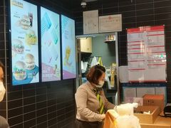 -麦当劳(中山公园龙之梦店)
