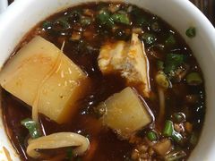 豆腐-金海椒罐罐鲢鱼(东方桂苑店)