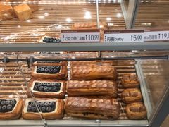 -好利来(曲江龙湖店)