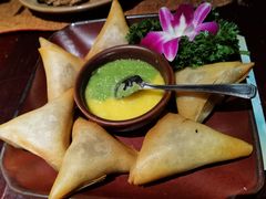 缅式羊肉三角饼-花马天堂云南餐厅 Lost Heaven(高邮路店)