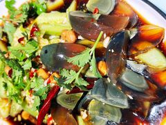 -鱼窝棚柴火铁锅炖(富山屯店)