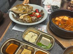 -草家酱蟹炭火烤肉店(珲春南路二店)