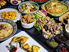 -伊带伊路新疆美食府(呼家楼店)