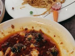 -粤尚腾香居中餐厅(首都机场希尔顿店)