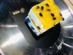 -ZING COFFEE 镜咖啡