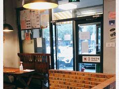 -沥咕沥咕串吧(古城北路店)