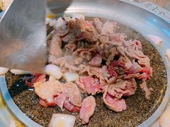 -石记东北风味烤肉店(子固路店)