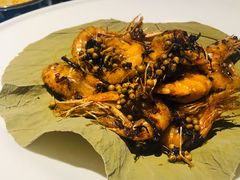 胡味油爆虾-桂满陇天书(南京德基旗舰店)
