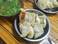 -锅贴大王南翔小笼(临沂二村店)