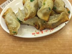 -小姜锅贴(凤凰街店)