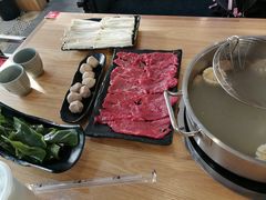 -云聚汇牛很鲜潮汕牛肉火锅(克拉玛依汉博店)