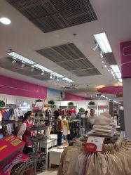 -孩子王(巴南万达广场店)