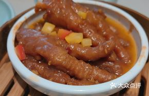 Braised Chicken Feet with Fermented Black Beans