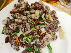 -滇香肴·云南菜蒸汽石锅鱼(云南北路店)