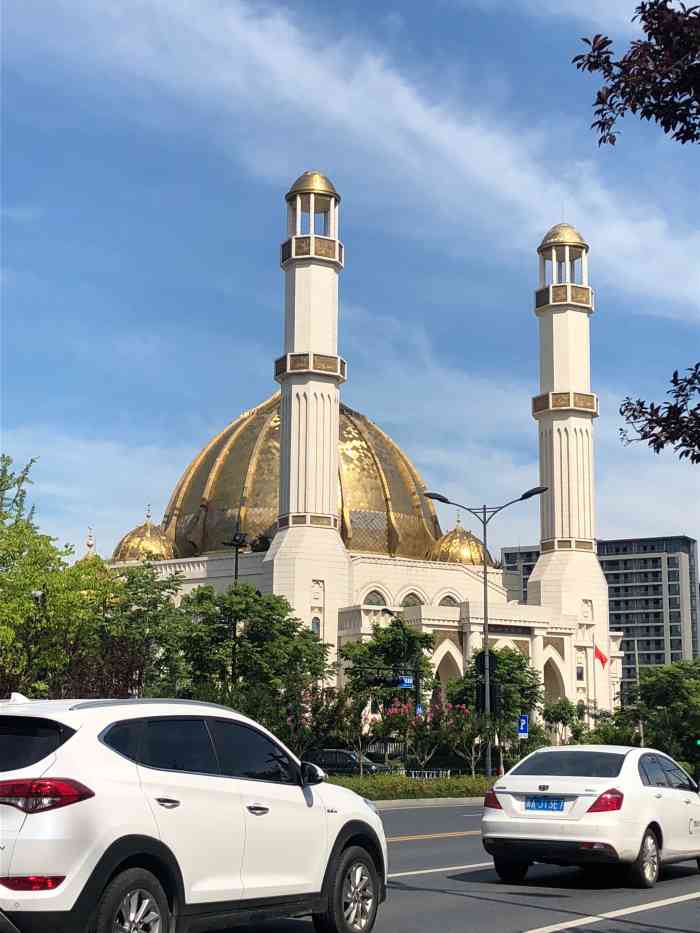 清真寺-"开车路过清真寺,来杭州这么久还第一次知道."-大众点评移动版