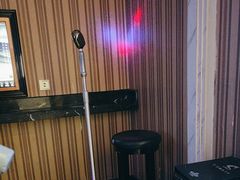 -皇马纯KTV·量贩·聚会(民治店)