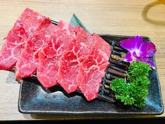 特选牛小排（100g）-AJIYA炭火烧肉(徐汇正大乐城店)