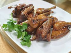 红烧乳鸽-新合益乡村农庄